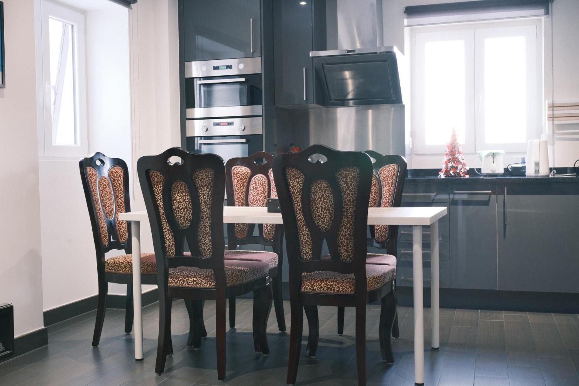 Today Appartement Famille Chippis Екстер'єр фото
